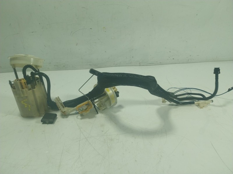 Recambio de aforador para mercedes-benz clase cls (w219) 3.0 cdi cat referencia OEM IAM A2114705894 1582881 