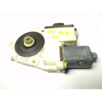 MOTOR ELEVALUNAS DELANTERO DERECHO 67626925964 69259641 
