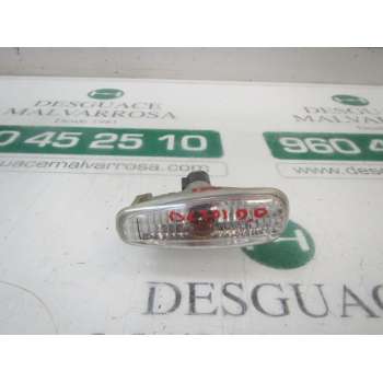 PILOTO LATERAL DERECHO 923033L100 