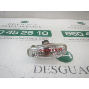 PILOTO LATERAL DERECHO 923033L100 
