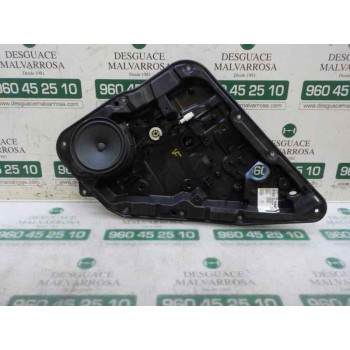 ELEVALUNAS TRASERO DERECHO A1767304400 