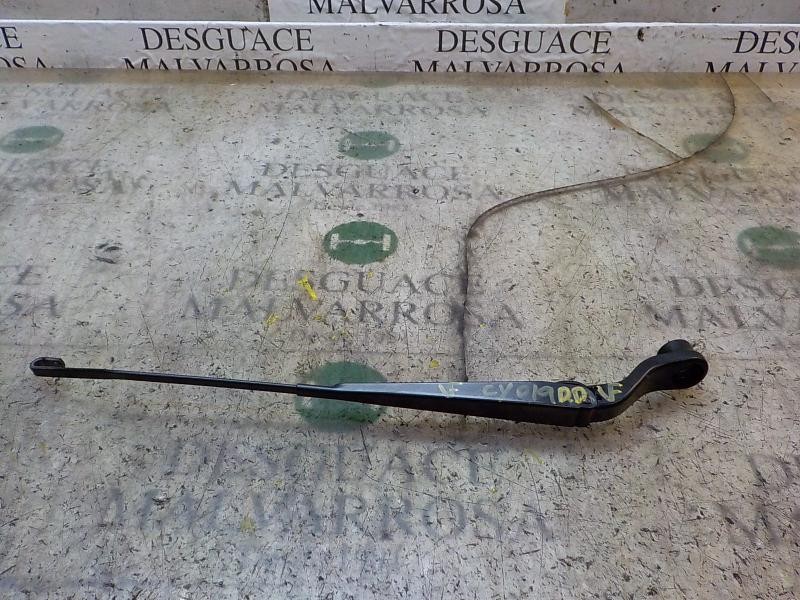 Recambio de brazo limpia delantero derecho para dodge caliber crd cat referencia OEM IAM 5183259AA  