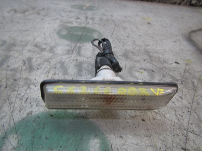 Recambio de piloto lateral derecho para bmw x5 (e53) 3.0d referencia OEM IAM 63137164492  