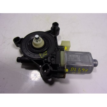 MOTOR ELEVALUNAS DELANTERO DERECHO 5Q0959802C 5Q0959802C 