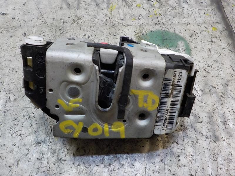 Recambio de cerradura puerta trasera derecha para dodge caliber crd cat referencia OEM IAM 4589414AF  