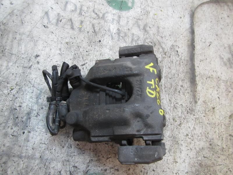 Recambio de pinza freno trasera derecha para bmw x5 (e53) 3.0d referencia OEM IAM 34216768444  