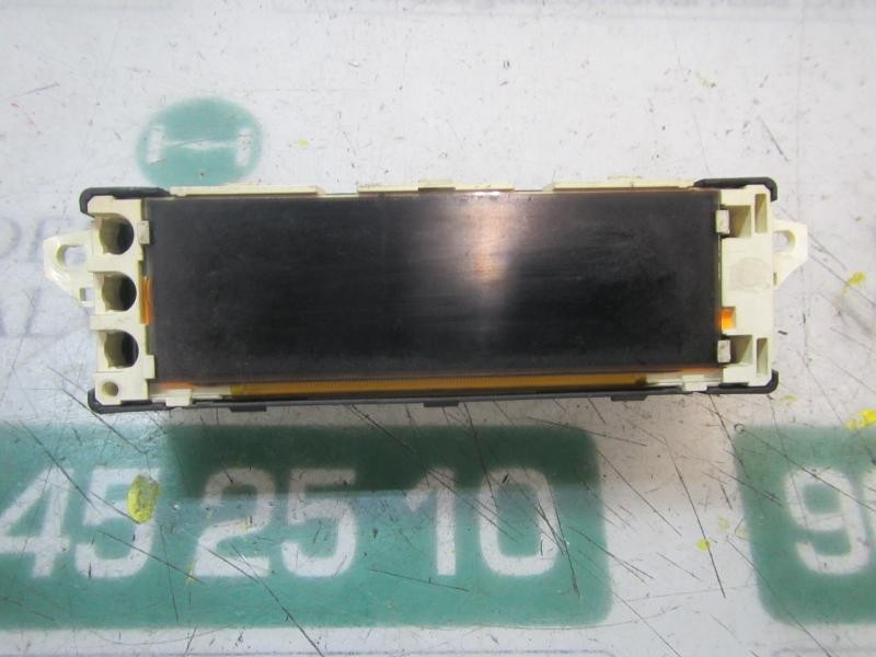 Recambio de pantalla multifuncion para peugeot 207 1.4 hdi referencia OEM IAM   