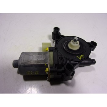 MOTOR ELEVALUNAS DELANTERO IZQUIERDO 5Q0959801C 5Q0959801C 
