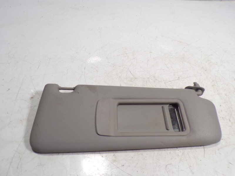 Recambio de parasol derecho para bmw serie 3 berlina (e90) 2.0 16v cat referencia OEM IAM 51167252008  