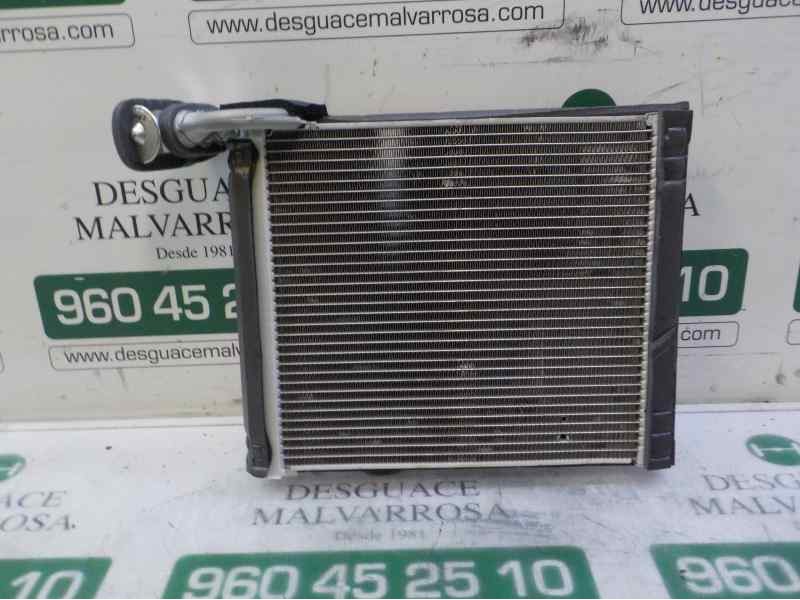 Recambio de evaporador aire acondicionado para toyota prius+ 1.8 16v (híbrido) referencia OEM IAM 8850147060  