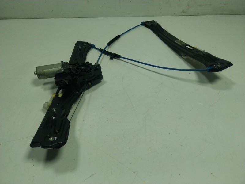 Recambio de elevalunas delantero derecho para bmw 3 (f30, f80) 320 d referencia OEM IAM 51337281886 725982410 67627406634