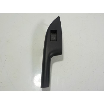 MANDO ELEVALUNAS TRASERO DERECHO 8481033120 7427176010 