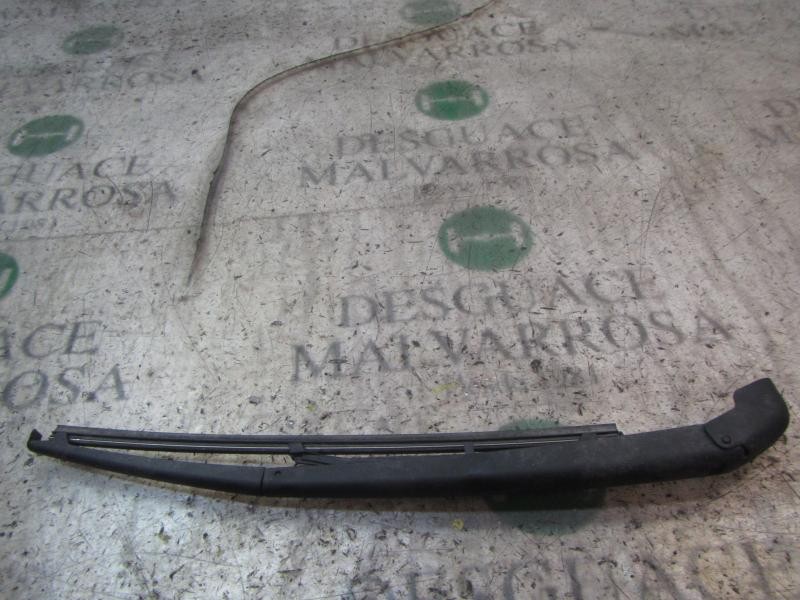 Recambio de brazo limpia trasero para fiat panda (169) 1.2 cat referencia OEM IAM   