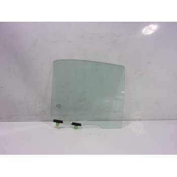 CRISTAL PUERTA TRASERO DERECHO 681030D011 