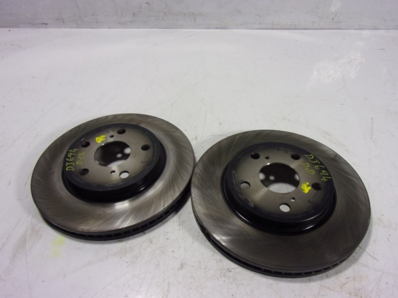 Recambio de disco freno delantero para toyota yaris cross 1.5 vvti 16 v 55 kw referencia OEM IAM 4351202390  