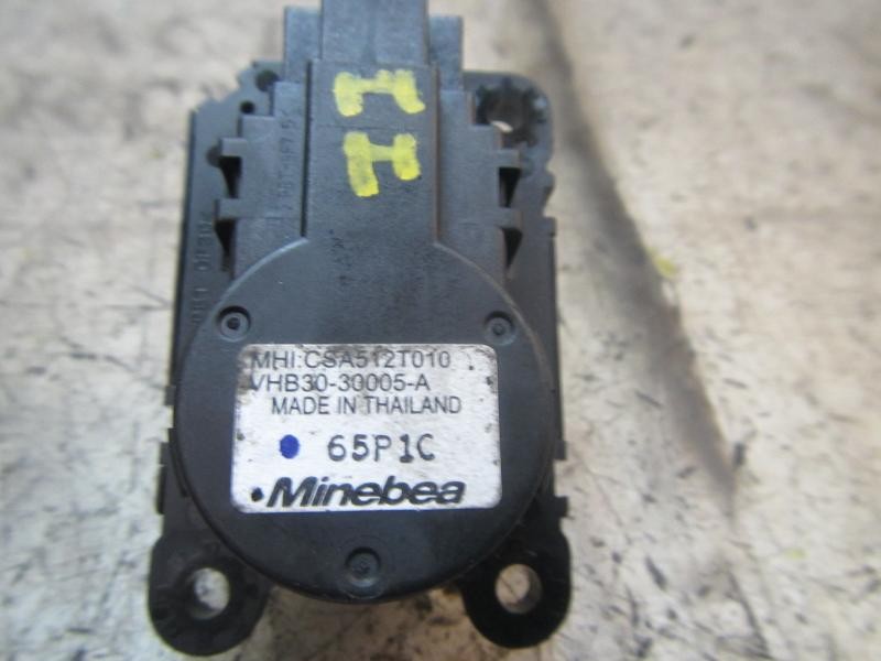 Recambio de motor apertura trampillas climatizador para mitsubishi asx (ga0w) motion 2wd referencia OEM IAM 7820A080 512T010 