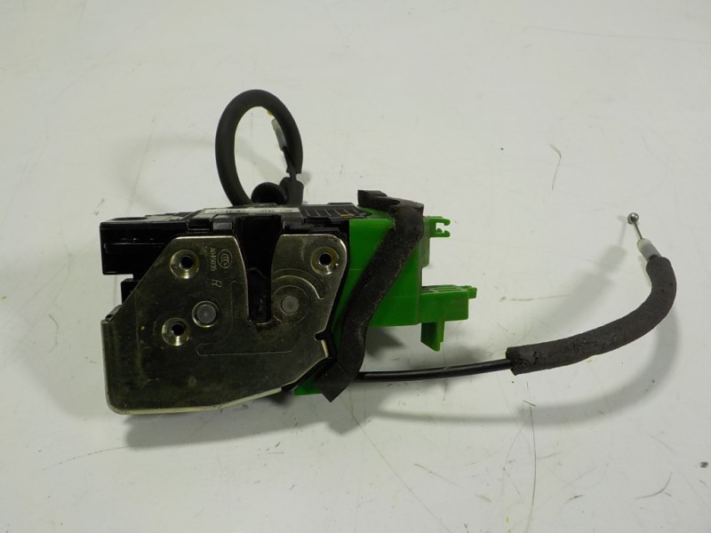 Recambio de cerradura puerta delantera derecha para kia carens ( ) 1.7 crdi cat referencia OEM IAM 81320A4010 81320A4010 