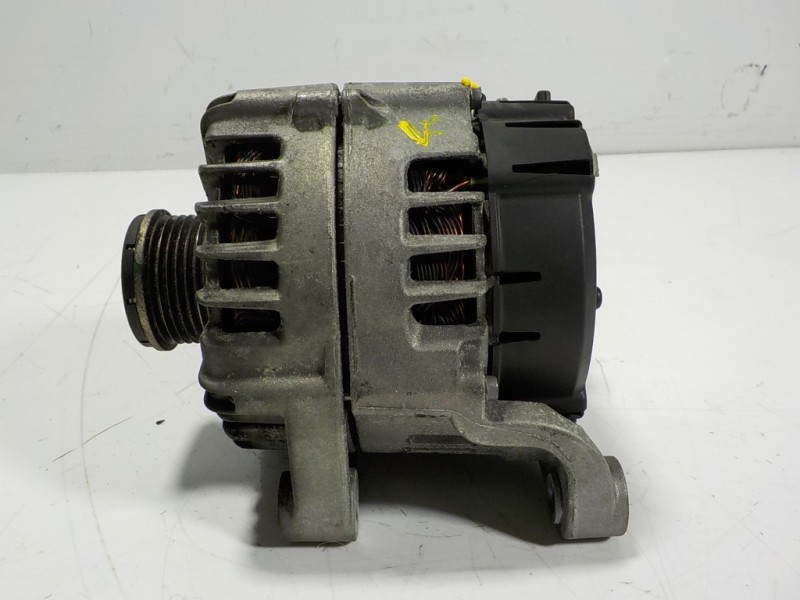 Recambio de alternador para bmw serie 4 cabrio (f33) 2.0 turbodiesel referencia OEM IAM 1231578608 8519890 