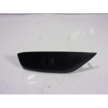 MANDO ELEVALUNAS DELANTERO DERECHO 8481002260 3561G241D 3561G241D