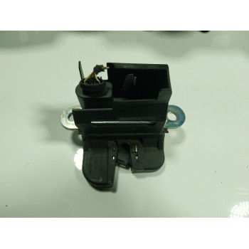 CERRADURA MALETERO / PORTON 