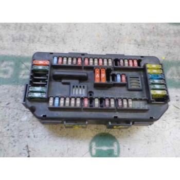 CAJA RELES / FUSIBLES 61149224866 6114922487903 