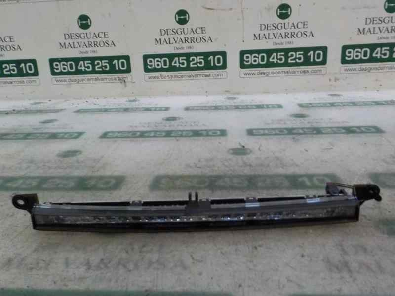 Recambio de piloto trasero central para mercedes-benz clase c (w203) sportcoupe 2.2 cdi cat referencia OEM IAM   