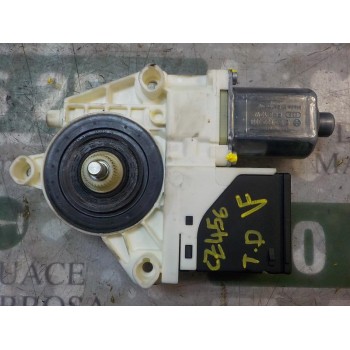 MOTOR ELEVALUNAS TRASERO DERECHO 827306548R 827306548R 