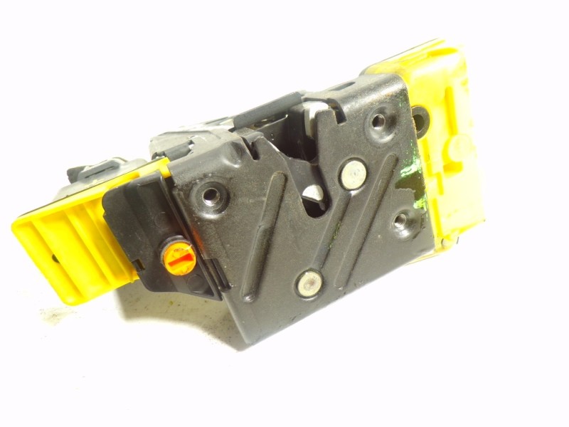 Recambio de cerradura puerta trasera derecha para volvo xc90 2.4 diesel cat referencia OEM IAM 30699756 30699756 