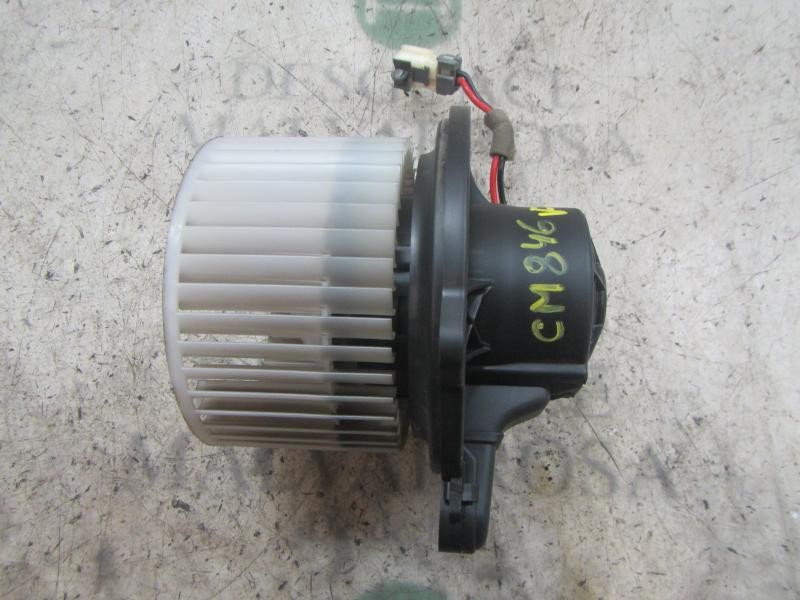 Recambio de motor calefaccion para hyundai i30 classic gl referencia OEM IAM 971132L000 F00S33F023 F00S33F023