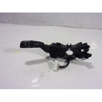 MANDO LUCES 8432902040 02D7017J910 