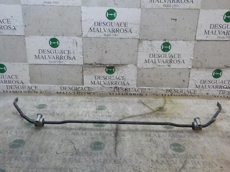 Recambio de barra estabilizadora trasera para mercedes-benz clase c (w204) berlina 1.6 cat referencia OEM IAM A2043260465  