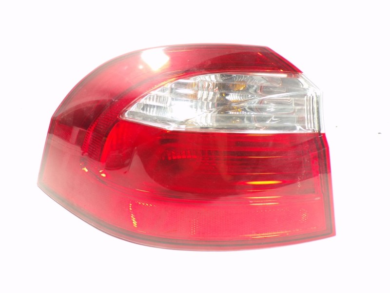 Recambio de piloto trasero izquierdo para kia rio 1.2 cat referencia OEM IAM 924011W210  