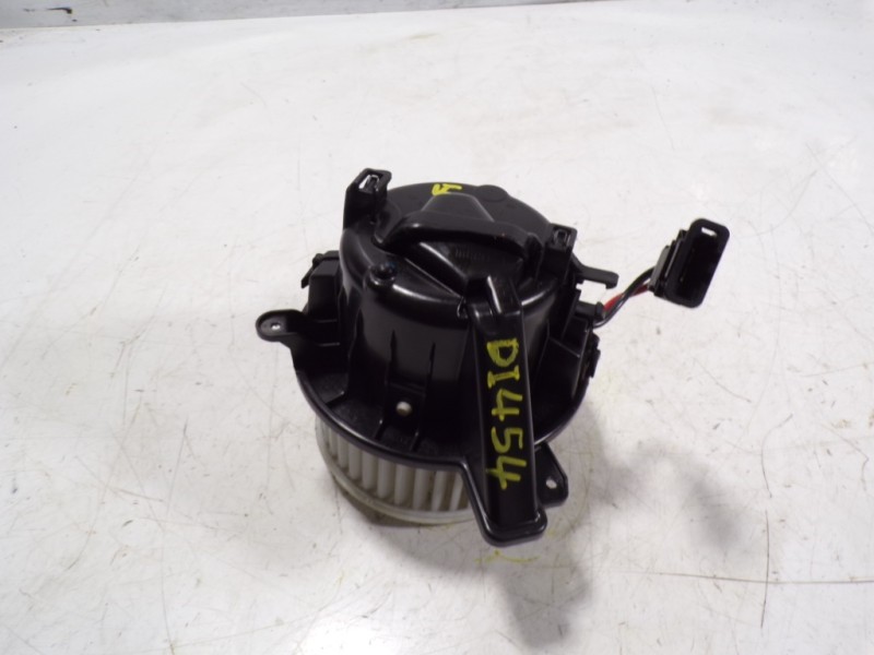 Recambio de motor calefaccion para seat ibiza (kj1) 1.6 tdi referencia OEM IAM 2Q1819021 2Q1819021 GT858003