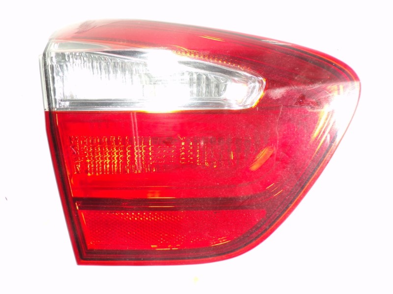 Recambio de piloto trasero izquierdo interior para kia rio 1.2 cat referencia OEM IAM 924031W200  