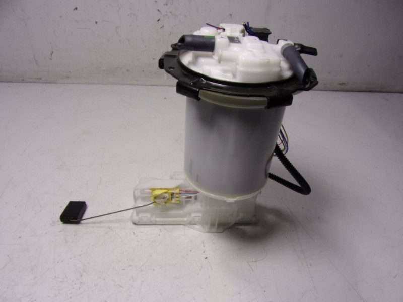 Recambio de aforador para toyota yaris 1.5 vvti hev referencia OEM IAM 77020K0080  