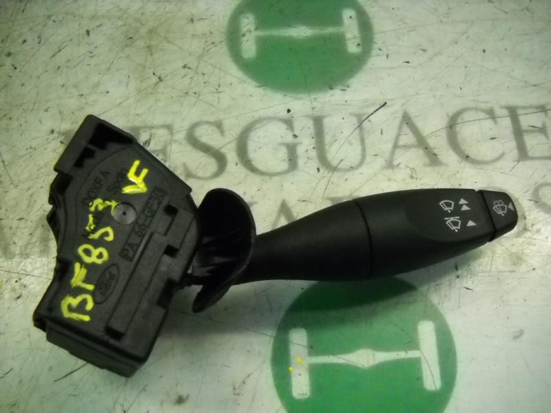 Recambio de mando limpia para ford fiesta (cbk) ghia referencia OEM IAM   