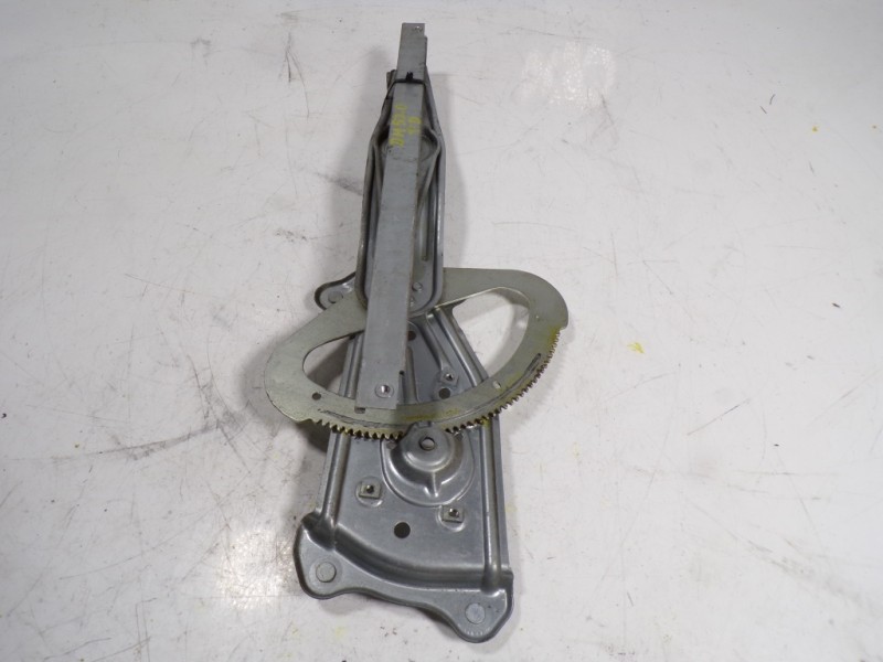 Recambio de elevalunas trasero derecho para renault scenic iii 1.5 dci diesel fap referencia OEM IAM 827208148R 827200006R 91085