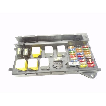 CAJA RELES / FUSIBLES 2E0937505G 9065450201 501R11F06