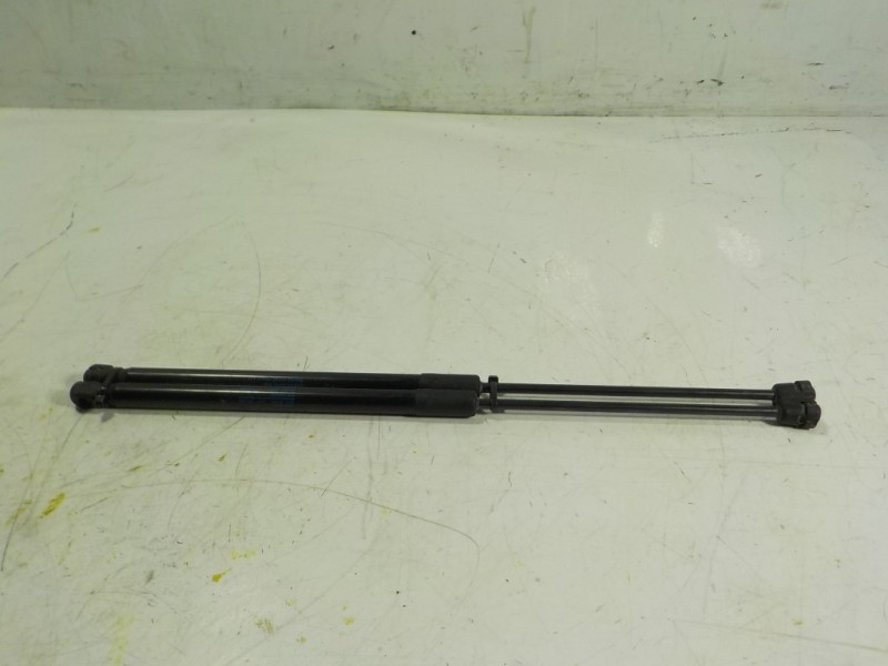 Recambio de amortiguadores maletero / porton para volkswagen polo (6r1) 1.6 tdi referencia OEM IAM 6R6827550A  