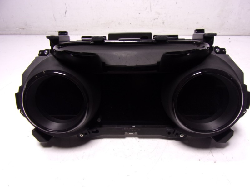 Recambio de cuadro instrumentos para toyota yaris 1.5 vvti hev referencia OEM IAM 83800K0522 83800K0522 