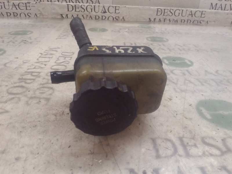 Recambio de deposito servo para toyota carina (t19) 2.0 berlina referencia OEM IAM   