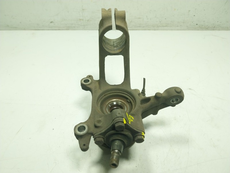 Recambio de mangueta delantera derecha para peugeot boxer furgoneta 2.2 bluehdi 120 referencia OEM IAM 1612735180  