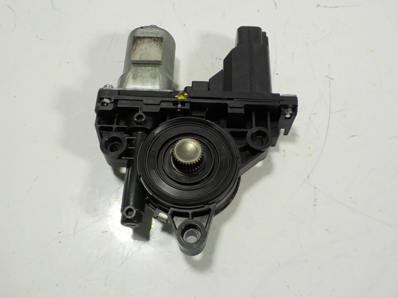 Recambio de motor elevalunas trasero derecho para kia carens ( ) 1.7 crdi cat referencia OEM IAM 83460A4010 83460A4010 