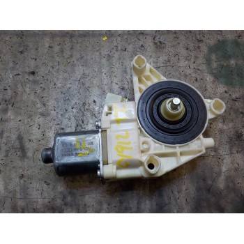 MOTOR ELEVALUNAS TRASERO IZQUIERDO A2048200542 A2048200542 961109100