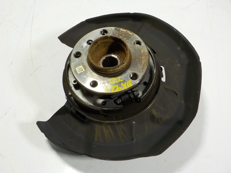 Recambio de mangueta trasera derecha para bmw serie 4 cabrio (f33) 2.0 turbodiesel referencia OEM IAM   