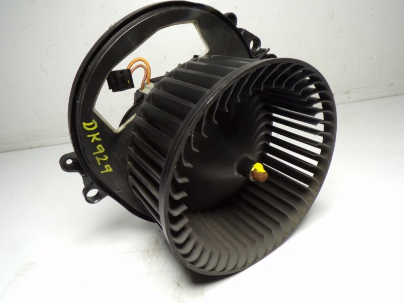 Recambio de motor calefaccion para bmw serie 4 cabrio (f33) 2.0 turbodiesel referencia OEM IAM 64119350395 T958225 