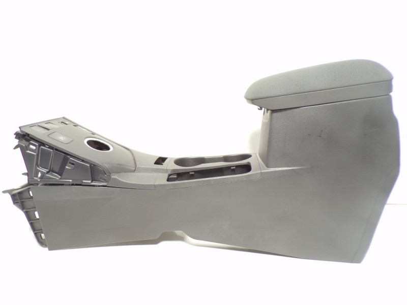 Recambio de apoyabrazos central para toyota auris touring sports (e18) hybrid active referencia OEM IAM 5891002420C2 5891002160 