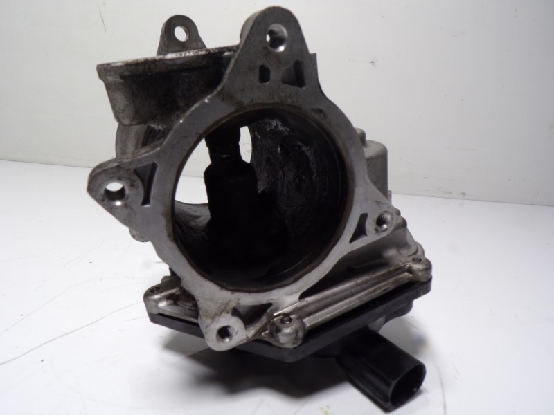 Recambio de valvula egr para volkswagen crafter caja cerrada 2.0 tdi referencia OEM IAM 03L131501AA V29007881 
