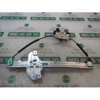 ELEVALUNAS DELANTERO IZQUIERDO 824011W020 