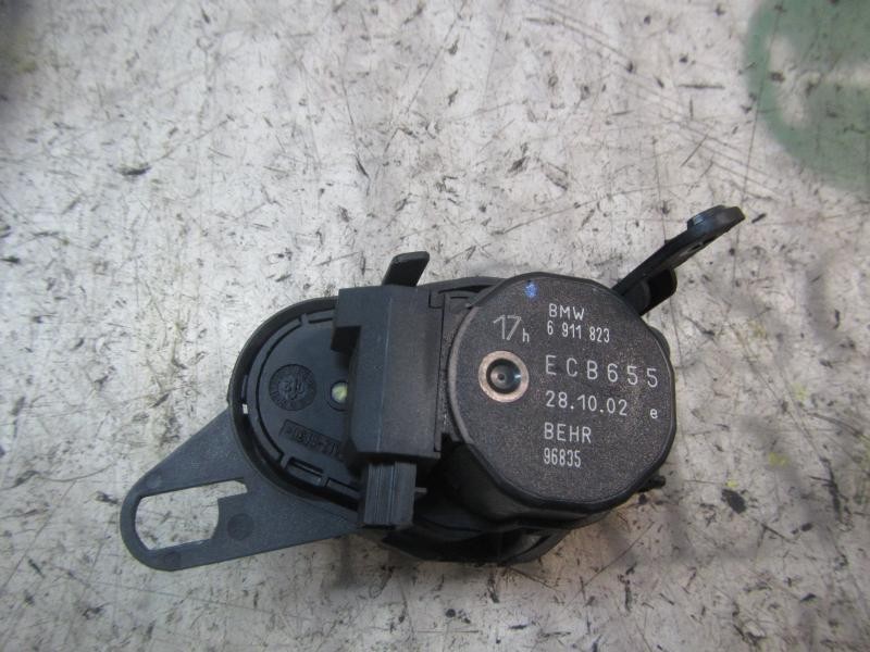 Recambio de motor apertura trampillas climatizador para bmw serie 7 (e65/e66) 730d referencia OEM IAM  6911823 96835